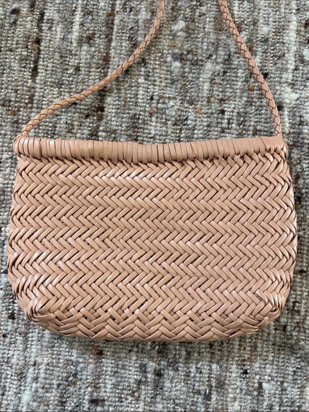 Dragon Diffusion Minsu Crossbody Bag - Natural - Picture 6 of 10